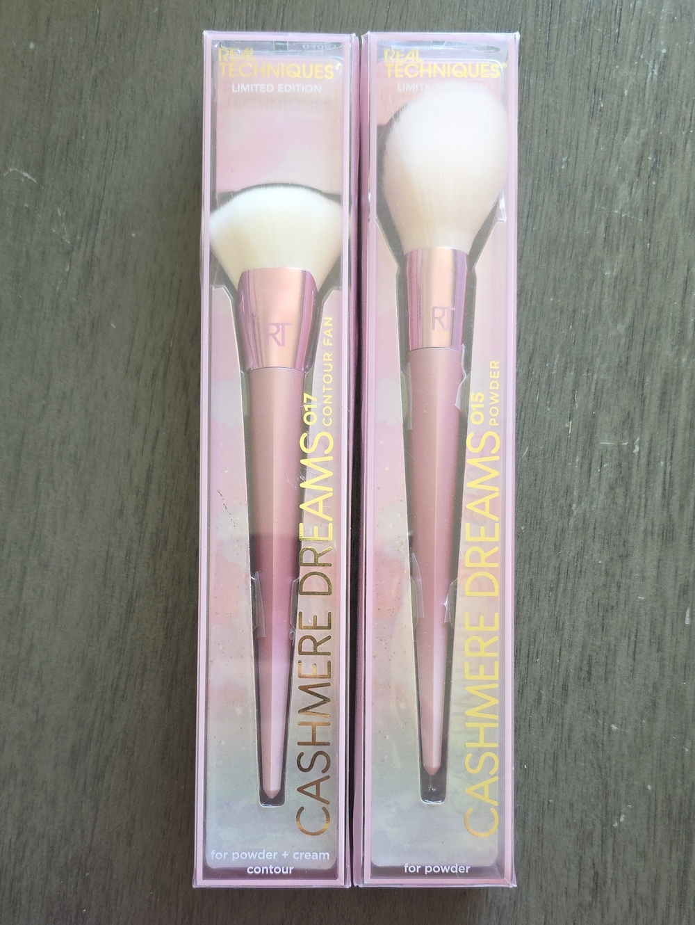 Real Techniques Cashmere Dreams Pink Powder & Contour Brush Duo